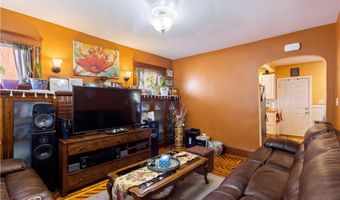 871 Smithfield Ave, Lincoln, RI 02865