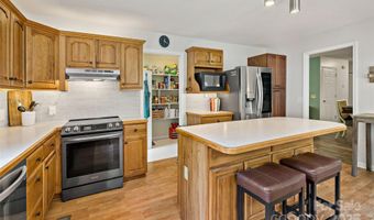 423 Cad Campbell Rd, Bakersville, NC 28705