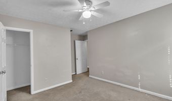 125 Lake Picketts Dr, Acworth, GA 30101