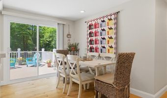 1864 Flat River Rd, Coventry, RI 02816
