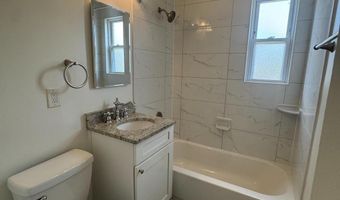 500 S COURTHOUSE Rd 14, Arlington, VA 22204