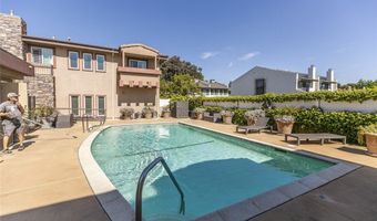 5241 Colodny Dr 301, Agoura Hills, CA 91301