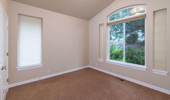 3269 NW Fairway Heights Dr, Bend, OR 97703