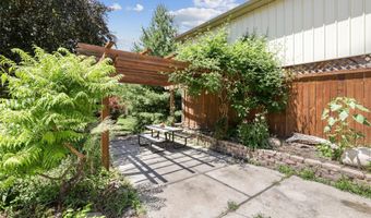 3863 NE 88th St, Altoona, IA 50009