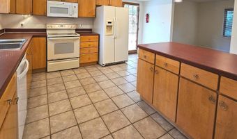 1108 ROCKINGHAM St, Arlington, VA 22205