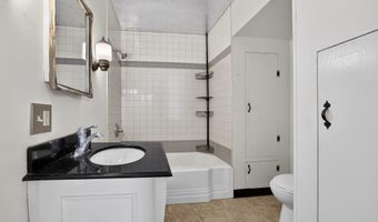 117 N Main St, Alma, WI 54610