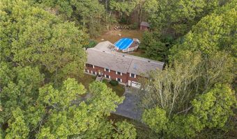 886 Weaver Hill Rd, Coventry, RI 02816