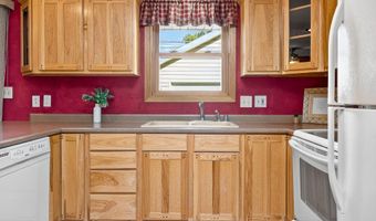 1214 E LINDBERGH St, Appleton, WI 54911