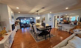 610 Central Ave, Bentonville, AR 72712