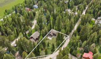 386 Spruce St, Alpine, WY 83128
