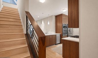 1436 CHAPIN St NW F, Washington, DC 20009