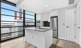 1300 4TH St SE 901, Washington, DC 20003