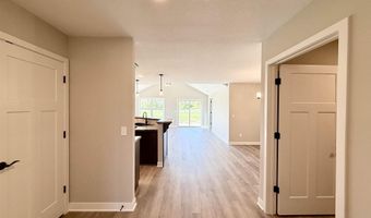 2360 Serenity Ct, Auburn, IN 46706