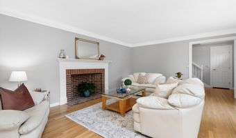 3 Chickadee Ct, Bedford, NH 03110
