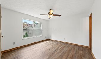 1081 Esther Dr, Columbus, OH 43207