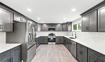 789 Lake St, Angola, NY 14006