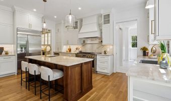 7926 BOLLING Dr, Alexandria, VA 22308