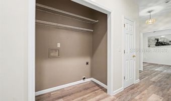 20 Sea Gull Dr, Beaufort, SC 29907