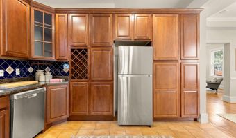 1231 FRANKLIN St NE, Washington, DC 20017