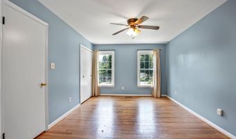 8614 BRAEBURN Dr, Annandale, VA 22003