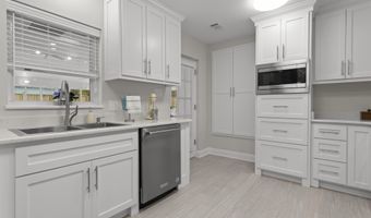145 Briarfield Ave, Biloxi, MS 39531