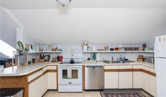 85 Mill St, Newport, RI 02840