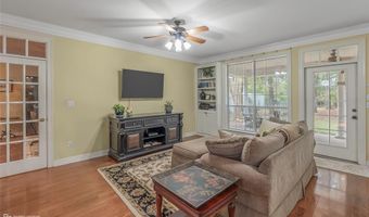 400 Crouch Rd, Benton, LA 71006