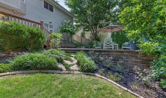 1751 Warmington Ct, Ballwin, MO 63021
