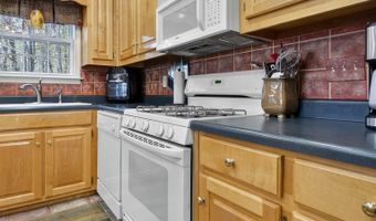 995 BEAVER RIDGE Dr, Ashville, AL 35953