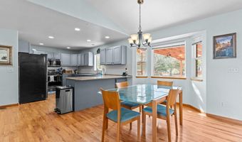 2243 Breckenridge Dr, Berthoud, CO 80513
