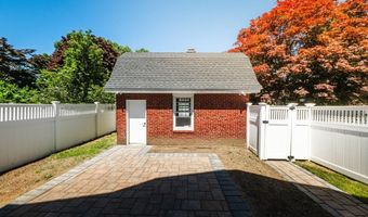 8 Horace Rd, Belmont, MA 02478