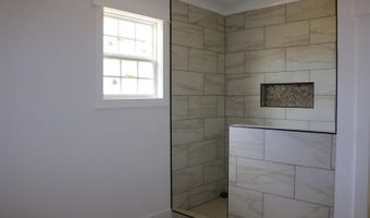 1392 Locust Dr, Arab, AL 35016
