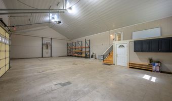 100 Plantation Ln, Batesville, AR 72501