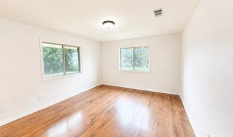 2421 Regency Dr, Biloxi, MS 39532