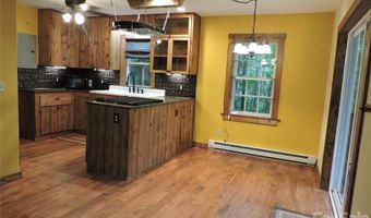 963 Melton Branch Rd, Bakersville, NC 28705