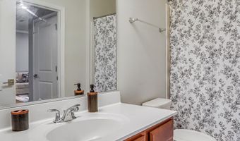 23225 MILLTOWN KNOLL Sq 111, Ashburn, VA 20148