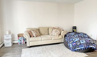 48 Sutton Pl 48, Bloomfield, CT 06002