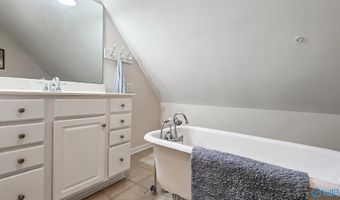 5641 Granary Way, Athens, AL 35611