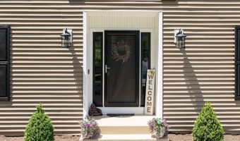473 Hart St, Bristol, CT 06010