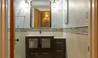 113 Coggeshall Ave, Newport, RI 02840