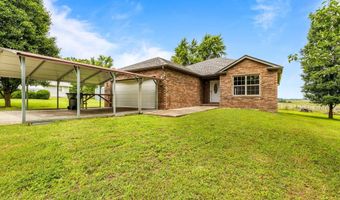 107 W Summit St, Aurora, MO 65605
