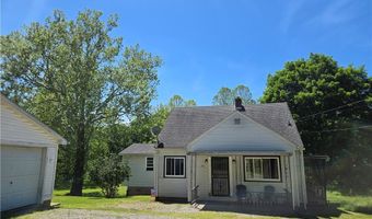 201 Ridgewood Dr, Amsterdam, OH 43903