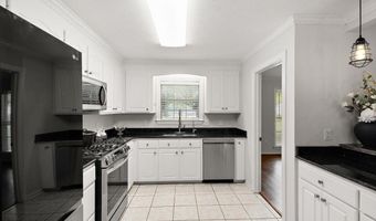 170 Pear Orchard Dr, Brandon, MS 39042