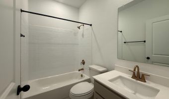 120 Peeps Ct, Adkins, TX 78101