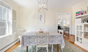 37 Almy St, Newport, RI 02840