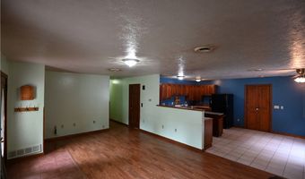 6610 6th Ave, Andover, OH 44003