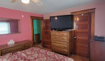 951 Gage St, Bennington, VT 05201