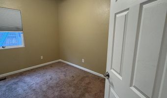 954 Iris Ln, Fernley, NV 89408