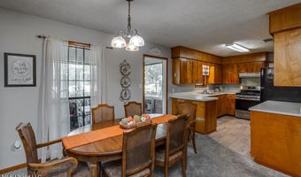 180 Alton Cir, Benton, MS 39039