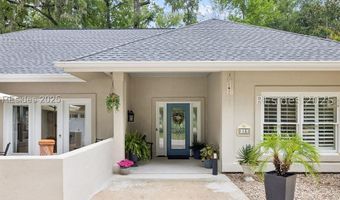 13 Greenwood Dr, Bluffton, SC 29910